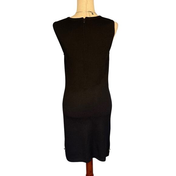 St. John Santana Knit Classic Sleeveless Sheath Dress Button Accent Black Size 4 - Picture 5 of 7